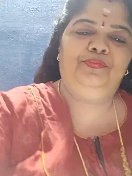 Snapshot of tamilthanushri chatting on 05-28-26, 11:18 tamilthanushri online show from 05-28-26, 11:18
