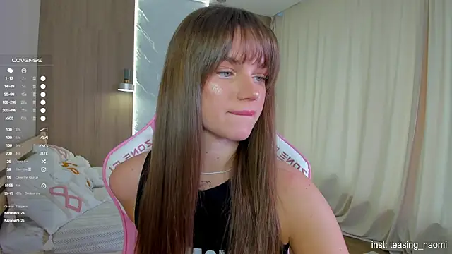 Snapshot of aesthetics__tease chatting on 11-04-25, 06:01 aesthetics tease online show from 11-04-25, 06:01