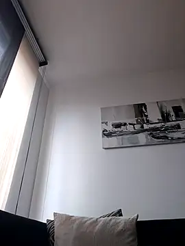 Latiinvenushot online show from 02-18-26, 06:26