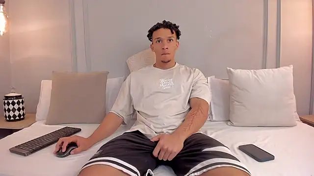 Dominick star online show from 11-25-25, 03:50