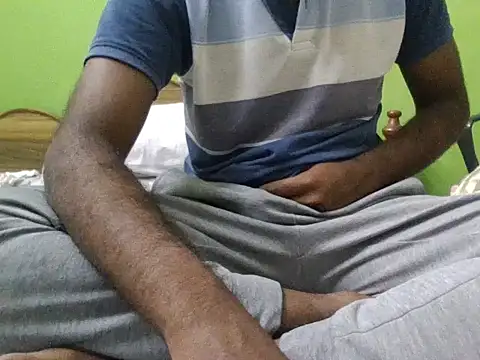 Snapshot of bangalorebulli chatting on 11-28-25, 07:16 bangalorebulli online show from 11-28-25, 07:16