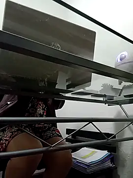 KITTEN-10 online show from 11-25-25, 01:49