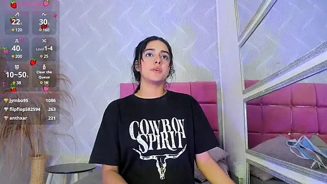 Snapshot of natalia_aguirre1 chatting on 03-10-25, 07:07 natalia aguirre1 online show from 03-10-25, 07:07