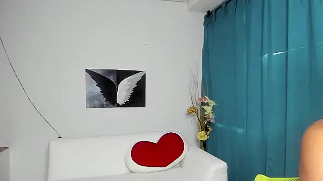 FernandaEloisa online show from 12-21-25, 09:55