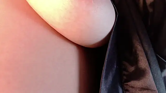 Snapshot of ValeSwift chatting on 01-27-25, 02:57 ValeSwift online show from 01-27-25, 02:57