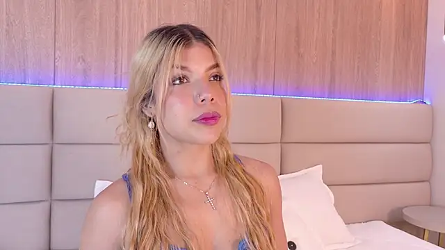 Snapshot of ValeSwift chatting on 02-04-25, 02:21 ValeSwift online show from 02-04-25, 02:21