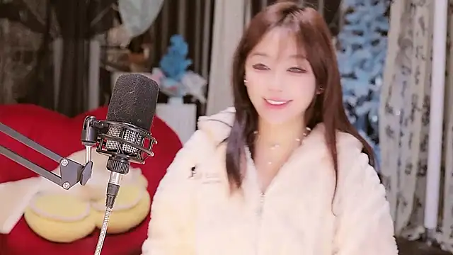 Missy Nana21 online show from 12-20-24, 03:53