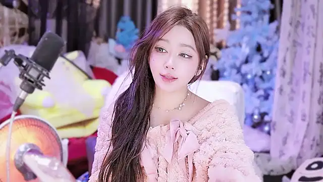 Missy Nana21 online show from 02-06-25, 04:25