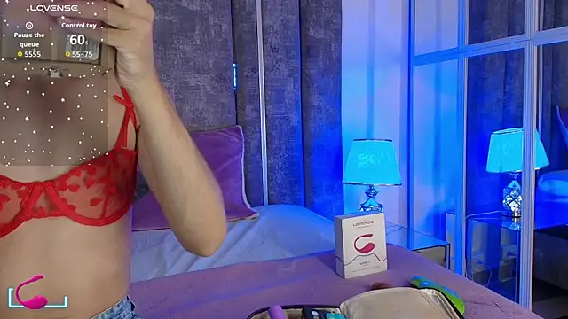 MaxiRogers online show from 11-20-25, 11:32