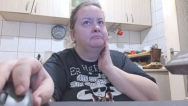 Snapshot of melissaBlessing chatting on 01-22-25, 04:23 melissaBlessing online show from 01-22-25, 04:23