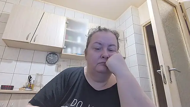 Snapshot of melissaBlessing chatting on 02-13-25, 05:58 melissaBlessing online show from 02-13-25, 05:58