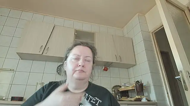 Snapshot of melissaBlessing chatting on 03-21-25, 07:00 melissaBlessing online show from 03-21-25, 07:00