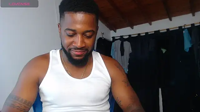 Snapshot of Drake_Nassir4 chatting on 06-18-26, 05:30 Drake Nassir4 online show from 06-18-26, 05:30