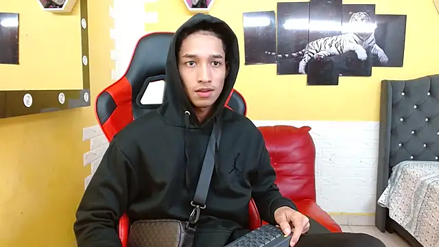 jose sexycumm online show from 10-09-25, 07:23