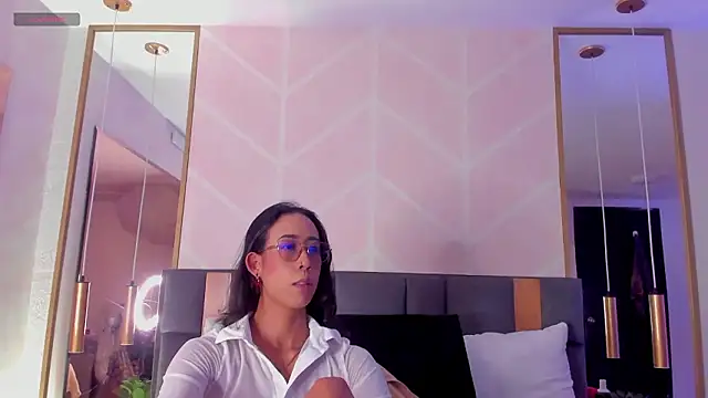 GabyPetit online show from 02-03-26, 07:52