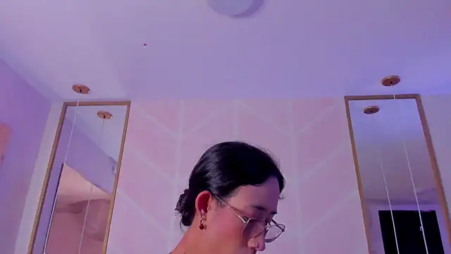 GabyPetit online show from 02-06-26, 07:50