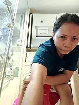 Snapshot of doggiepossession chatting on 10-28-25, 04:49 doggiepossession online show from 10-28-25, 04:49