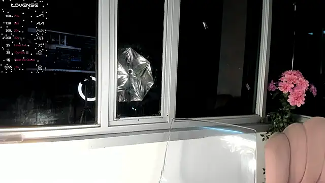 Snapshot of Megan_Lim chatting on 12-18-24, 10:19 Megan Lim online show from 12-18-24, 10:19