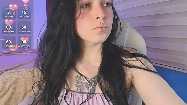 Snapshot of Lucy_Smith2 chatting on 10-02-25, 07:43 Lucy Smith2 online show from 10-02-25, 07:43