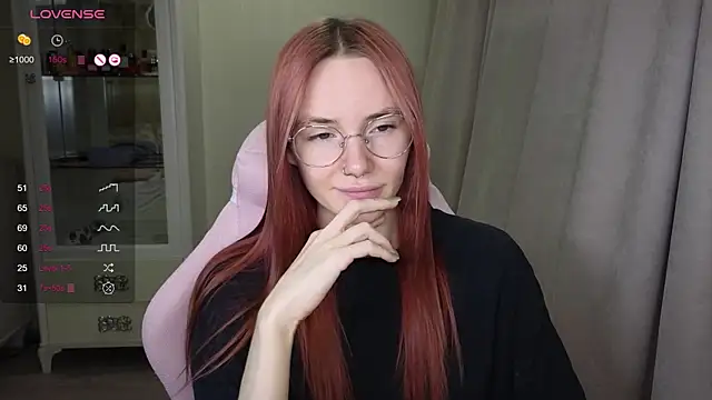 littlevildevil online show from 11-08-25, 10:48