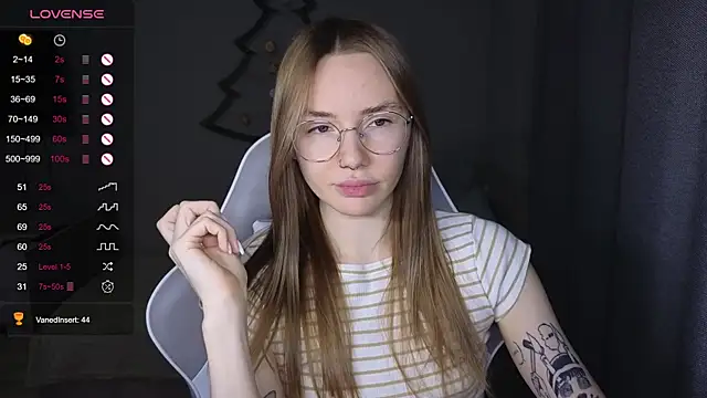 littlevildevil online show from 12-21-25, 10:11