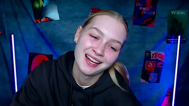 MademoiselleCl online show from 10-16-25, 12:17