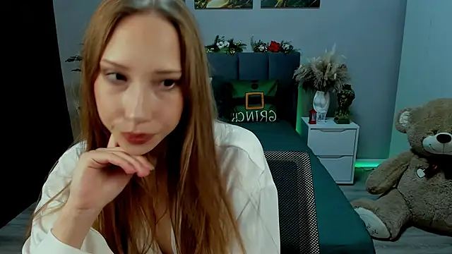 AlexaHarmon online show from 01-11-25, 02:04