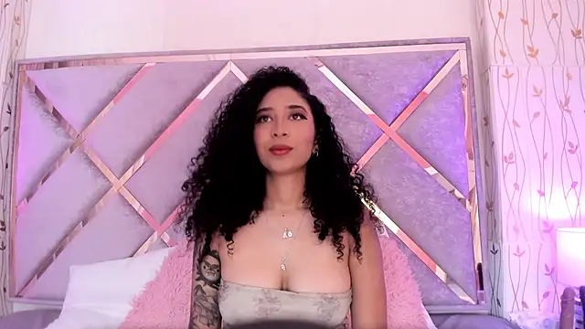  lanna jhonson  online show from 01-16-25, 11:37