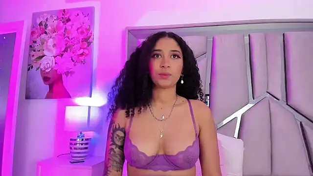  lanna jhonson  online show from 02-17-25, 06:04