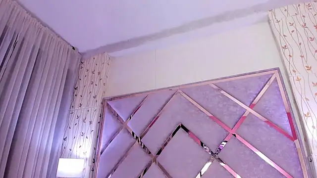  lanna jhonson  online show from 02-24-25, 07:00