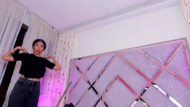  lanna jhonson  online show from 02-28-25, 05:04