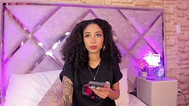  lanna jhonson  online show from 09-14-25, 02:33