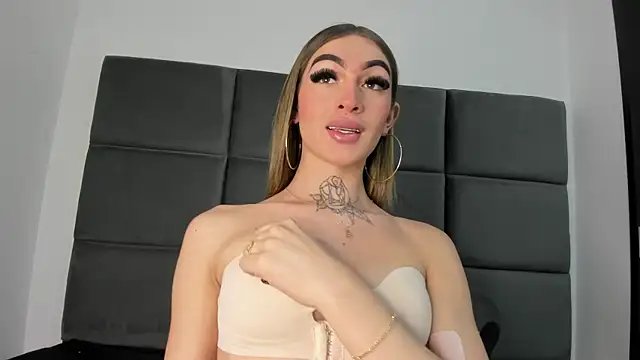 Lizz Luna online show from 11-28-25, 05:59