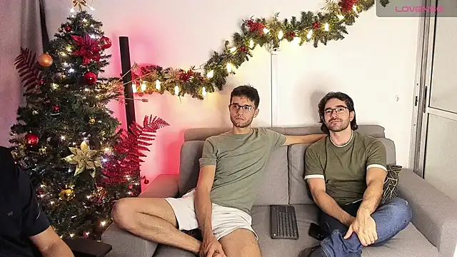 crisandrews online show from 12-04-24, 02:53