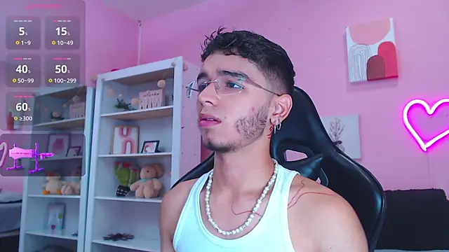 Ian Castillo  online show from 02-01-25, 11:21