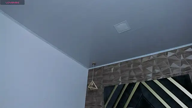 Ian Castillo  online show from 03-10-26, 11:15