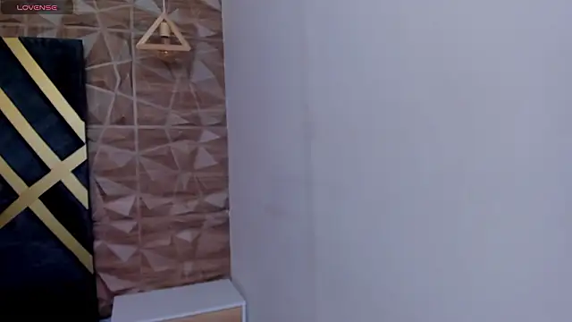 Ian Castillo  online show from 03-12-26, 11:16