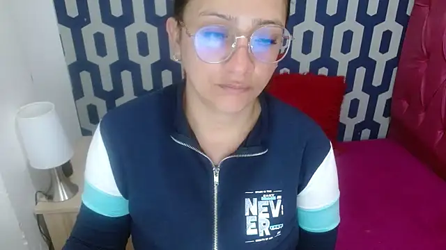 sarax ximena online show from 10-13-25, 05:29