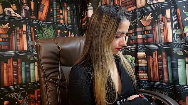 julietta   jackson online show from 03-20-25, 08:19