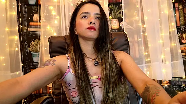 Snapshot of julietta___jackson chatting on 07-08-26, 08:46 julietta jackson online show from 07-08-26, 08:46
