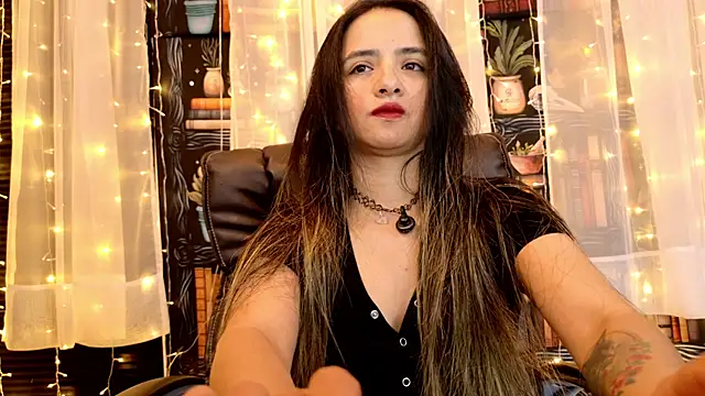 Snapshot of julietta___jackson chatting on 07-09-26, 09:19 julietta jackson online show from 07-09-26, 09:19
