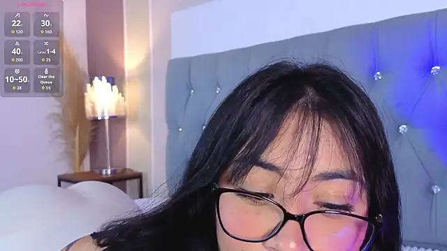 aprildreams19 online show from 02-03-26, 12:21