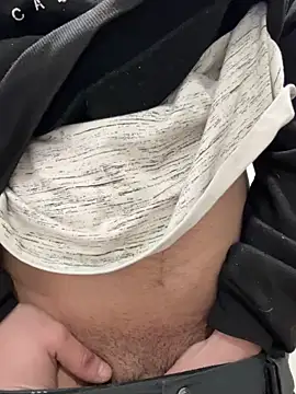 Snapshot of HotBoy6699 chatting on 12-24-24, 03:05 HotBoy6699 online show from 12-24-24, 03:05