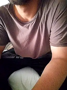 Snapshot of HotBoy6699 chatting on 09-23-25, 04:21 HotBoy6699 online show from 09-23-25, 04:21