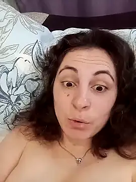 ShelaDiass online show from 04-12-26, 04:17