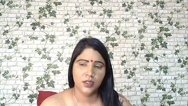 Snapshot of XIndianintimacy chatting on 02-10-25, 08:31 XIndianintimacy online show from 02-10-25, 08:31