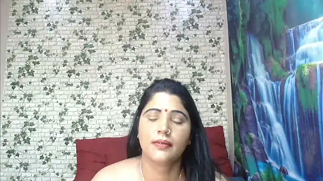 Snapshot of XIndianintimacy chatting on 03-22-25, 01:43 XIndianintimacy online show from 03-22-25, 01:43