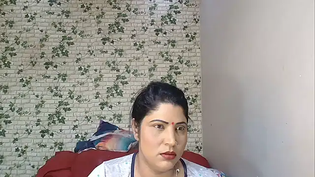 Snapshot of XIndianintimacy chatting on 09-13-25, 07:46 XIndianintimacy online show from 09-13-25, 07:46