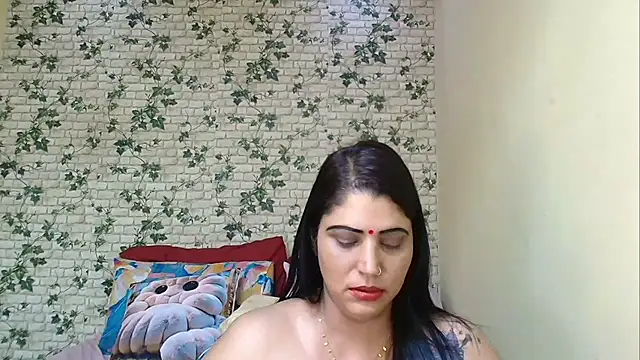 Snapshot of XIndianintimacy chatting on 03-21-26, 08:01 XIndianintimacy online show from 03-21-26, 08:01