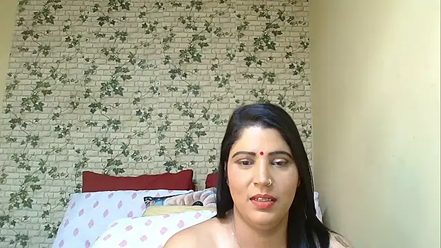 Snapshot of XIndianintimacy chatting on 04-19-26, 06:10 XIndianintimacy online show from 04-19-26, 06:10